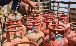 ഗാര്‍ഹിക സിലിണ്ടറുകള്‍ ചെറിയ സിലിണ്ടറുകളിലേക്ക് മാറ്റി മറിച്ചുവില്‍പന; ഹൈദരാബാദില്‍ റീഫില്ലിങ് കേന്ദ്രത്തില്‍ റെയ്ഡ്; ഒരാള്‍ പിടിയില്‍