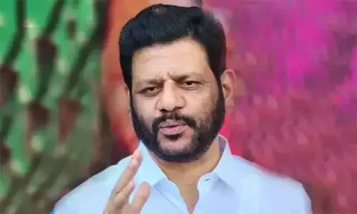 മുഖ്യമന്ത്രി സ്ഥാനത്തേക്ക് വി.ഡി. സതീശന്‍, കെ.സി. വേണുഗോപാല്‍, രമേശ് ചെന്നിത്തല എന്നിവര്‍ ഒരുപോലെ യോഗ്യര്‍; ഹൈക്കമാന്‍ഡാണ് അന്തിമ തീരുമാനം എടുക്കേണ്ടത്: വി കെ ശ്രീകണ്ഠന്‍ എംപി പറയുന്നു