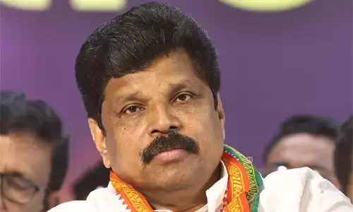 ഇപ്പോള്‍ മുഖ്യമന്ത്രി ചര്‍ച്ചകള്‍ നടത്തുന്നത് കോണ്‍ഗ്രസിന് വോട്ട് ചെയ്തവരുടെ വിശ്വാസത്തിന് എതിരാകും; ആര്‍ ശങ്കര്‍ മുതല്‍ ഉമ്മന്‍ ചാണ്ടി വരെയുള്ള കോണ്‍ഗ്രസ് മുഖ്യമന്ത്രിമാരെ തിരഞ്ഞെടുത്തതിന് ഒരു രീതിയുണ്ട്; ആ രീതി തന്നെ ഇത്തവണയും തുടരും; നിലപാട് വ്യക്തമാക്കി എ പി അനില്‍കുമാര്‍