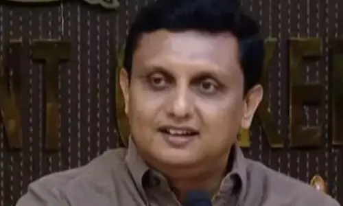 യുഡിഎഫ് വിജയിക്കുമെന്ന അവകാശവാദം ഫണ്ട് പിരിവിന്; മേയ് നാലുവരെ പ്രതിപക്ഷം ഭരണപക്ഷത്തെപ്പോലെ സംസാരിക്കും: മന്ത്രി മുഹമ്മദ് റിയാസ് യുഡിഎഫ് വിജയിക്കുമെന്ന അവകാശവാദം ഫണ്ട് പിരിവിന്; മേയ് നാലുവരെ പ്രതിപക്ഷം ഭരണപക്ഷത്തെപ്പോലെ സംസാരിക്കും: മന്ത്രി മുഹമ്മദ് റിയാസ്