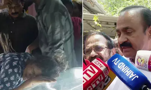 പൂക്കോട് ആവര്‍ത്തിക്കുന്നു; ഇവരാണോ അധ്യാപകര്‍? കേരളം തലകുനിച്ചു നില്‍ക്കണം; നിതിന്‍ രാജിന്റെ വീട്ടില്‍ എത്തി വി.ഡി. സതീശന്‍