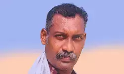 പാറപ്പുറത്തു നിന്ന് സെല്‍ഫി എടുക്കവെ തിരയടിച്ച് കടലില്‍ വീണു; തീര്‍ഥാടക സംഘം സഞ്ചരിച്ച വാഹനത്തിന്റെ ഡ്രൈവര്‍ മരിച്ചു