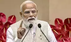 രാജ്യം പുതിയൊരു ചരിത്രമെഴുതാന് ഒരുങ്ങുന്നു; ഇരുപത്തിയൊന്നാം നൂറ്റാണ്ടിലെ ഏറ്റവും പ്രധാനപ്പെട്ട തീരുമാനങ്ങളിലൊന്ന്; ഇന്ത്യ പുതിയ ഇതിഹാസം രചിക്കും; വനിതാ സംവരണ ബില് ഈ പാര്ലമെന്റ് സമ്മേളനത്തില് യാഥാര്ഥ്യമാക്കുമെന്ന് പ്രധാനമന്ത്രി രാജ്യം പുതിയൊരു ചരിത്രമെഴുതാന് ഒരുങ്ങുന്നു; ഇരുപത്തിയൊന്നാം നൂറ്റാണ്ടിലെ ഏറ്റവും പ്രധാനപ്പെട്ട തീരുമാനങ്ങളിലൊന്ന്; ഇന്ത്യ പുതിയ ഇതിഹാസം രചിക്കും; വനിതാ സംവരണ ബില് ഈ പാര്ലമെന്റ് സമ്മേളനത്തില് യാഥാര്ഥ്യമാക്കുമെന്ന് പ്രധാനമന്ത്രി