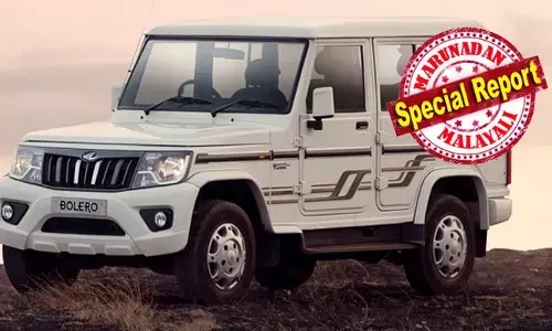 ഡ്രൈവിംഗ് സീറ്റിൽ കയറിയാൽ ആനപ്പുറത്തിരിക്കുന്ന അതെ ഫീൽ; വണ്ടിക്ക് ബ്ലൈൻഡ് സ്‌പോട്ടുമില്ല നാല് വശവും വളരെ ക്ലിയർ ആയി തന്നെ കാണാം; ആ ഡീസൽ എൻജിൻ ഓണാക്കിയാൽ കിട്ടുന്നത് മികച്ച യാത്ര അനുഭവം; കാടും മലയും നഗരങ്ങളും കീഴടക്കുന്ന ശകടം; ഇന്നും റോഡിലെ കരുത്തനായി മഹീന്ദ്ര ബൊലേറോ തുടരുന്നത് എന്തുകൊണ്ട്?