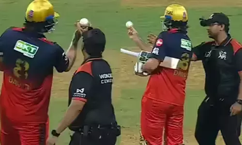 അമ്പയറുടെ നിർദ്ദേശം ലംഘിച്ച ടിം ഡേവിഡിന് പിഴ; സ്ലോ ഓവർ റേറ്റിന് ഹാർദിക് പാണ്ഡ്യയ്ക്കും തിരിച്ചടി; വടിയെടുത്ത് ബിസിസിഐ