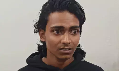 വീട്ടിൽ അതിക്രമിച്ചു കയറി; പ്രായപൂർത്തിയാകാത്ത പെൺകുട്ടിക്ക് ലഹരി കലര്ത്തിയ സിഗരറ്റ് നൽകി; പിന്നാലെ ലൈംഗികാതിക്രമം; തൃക്കൈപ്പറ്റക്കാരൻ മിഥുൻ ദാസിന് 27 വർഷം തടവും പിഴയും വീട്ടിൽ അതിക്രമിച്ചു കയറി; പ്രായപൂർത്തിയാകാത്ത പെൺകുട്ടിക്ക് ലഹരി കലര്ത്തിയ സിഗരറ്റ് നൽകി; പിന്നാലെ ലൈംഗികാതിക്രമം; തൃക്കൈപ്പറ്റക്കാരൻ മിഥുൻ ദാസിന് 27 വർഷം തടവും പിഴയും