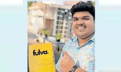 കന്നിവോട്ടിന് ഹല്‍വ കിട്ടിയില്ല; പരാതിപ്പെട്ട യുവാവിന് സ്പീഡ് പോസ്റ്റില്‍ അയച്ച് നല്‍കി തിരഞ്ഞെടുപ്പ് കമ്മിഷന്‍