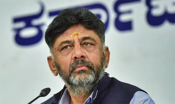 പുഴയിലെ അടിയൊഴുക്ക് വെല്ലുവിളി; ഷിരൂരില്‍ തിരച്ചില്‍ നടത്താന്‍ പ്രതിസന്ധിയെന്ന് ഡി കെ ശിവകുമാര്‍; അര്‍ജുനെ കണ്ടെത്താന്‍ എല്ലാ ശ്രമങ്ങളും നടത്തി