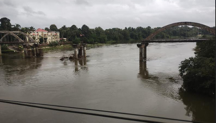 അക്കരയിക്കരെ തൊടാതെ കോഴഞ്ചേരിയിലെ പുതിയ പാലം; വാഗ്ദാനം മാത്രം ചെയ്ത് നാട്ടാരെ പറ്റിച്ച് ആരോഗ്യമന്ത്രിയും