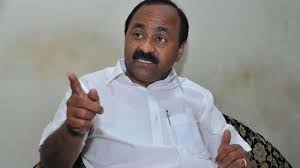 സജി ചെറിയാന് മന്ത്രി സ്ഥാനത്ത് തുടരാന്‍ അര്‍ഹതയില്ല; രഞ്ജിത്തിനെ പോലെ മുകേഷും രാജി വയ്ക്കുമെന്നാണ് കരുതുന്നതെന്ന് സതീശന്‍