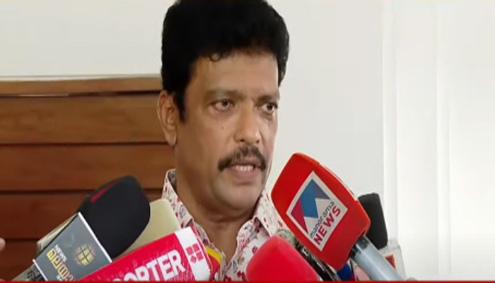 വാതിലില്‍ മുട്ടി എന്നത് ഒറ്റപ്പെട്ട സംഭവമെന്ന് പറഞ്ഞ് ഒഴിയാനാവില്ല; സിദ്ധിഖിനെ തിരുത്തി വൈസ് പ്രസിഡന്റ് ജഗദീഷ്; അമ്മയില്‍ ഭിന്നതയോ?