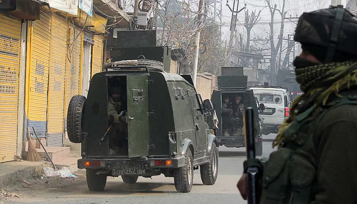 ലഡാക്കില്‍ കരസേനയുടെ കവചിത വാഹനം അപകടത്തില്‍പ്പെട്ടു; യാത്ര ചെയ്തിരുന്നത് 14 സൈനികര്‍
