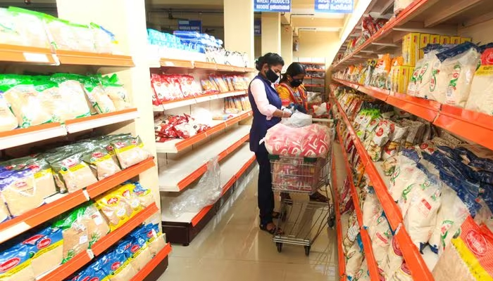 ഓണക്കാലത്ത് വിലക്കയറ്റം തടയും; സപ്ലൈകോയ്ക്ക് 225 കോടി അനുവദിച്ചതായി ധനമന്ത്രി